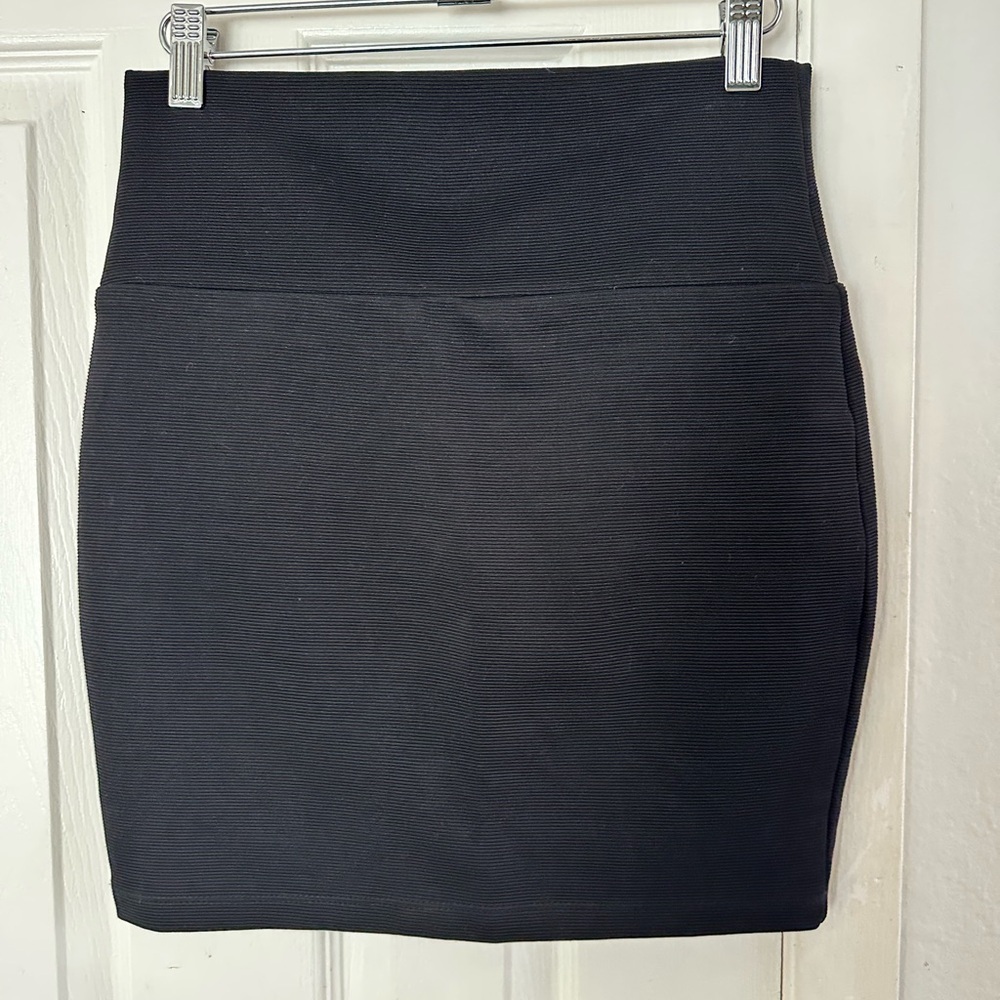 Forever 21 Black Mini Skirt